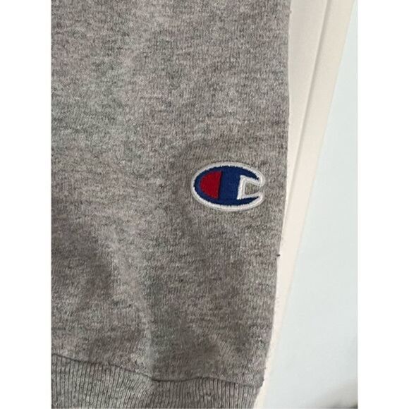 Y2K Champion Gray Long Sleeve Reverse Weave thick cotton t-Shirt. Size Medium. - Picture 4 of 6
